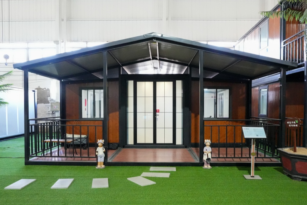 ทำไมต้องเลือกอุปกรณ์กลางแจ้งของเรา